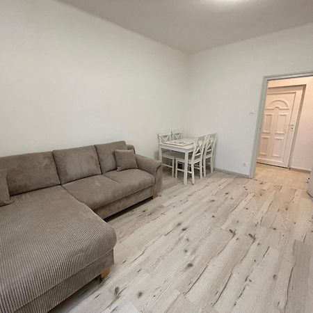 Malompark Apartman With Free Parking ديبريتْسين المظهر الخارجي الصورة